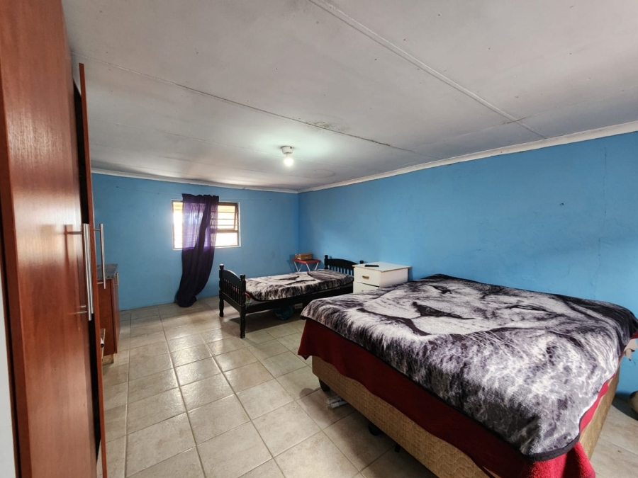 2 Bedroom Property for Sale in Pacaltsdorp Western Cape